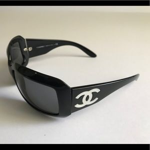 Gift from my mother many years ago, new lenses from Australia per CHANEL